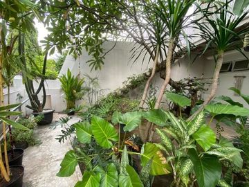 Rumah Fully Furnish Posisi Hook Di Komplek Tanjung Barat Indah