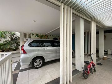 Rumah Fully Furnish Posisi Hook Di Komplek Tanjung Barat Indah