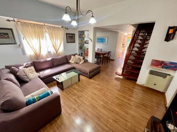 Venta- Las Heras 2700 - Casa 5 AMB.