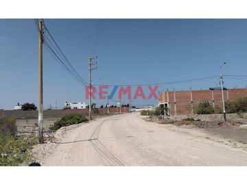 VENTA DE TERRENO URBANO 🤗
📍 UBICACIÓN: Sub Lote IB Norte Fundo Arenales 
          Pimentel, Chiclayo, Lambayeque.
📏 AREA:  830 m²
💰 Precio: $ 144