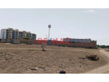 VENTA DE TERRENO URBANO 🤗
📍 UBICACIÓN: Sub Lote IB Norte Fundo Arenales 
          Pimentel, Chiclayo, Lambayeque.
📏 AREA:  830 m²
💰 Precio: $ 144