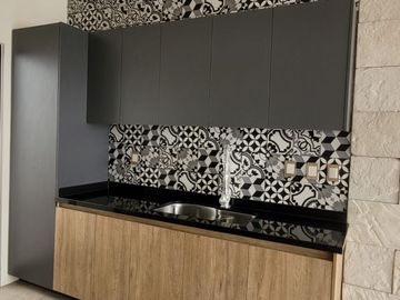 Se Vende Casa en El Condado, Equipada, 4ta Recamara en PB, 4 Baños
