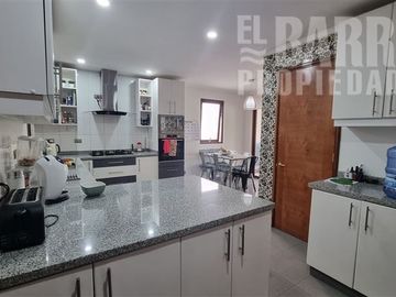 Casa en Venta en Chicureo / Piedra Roja
