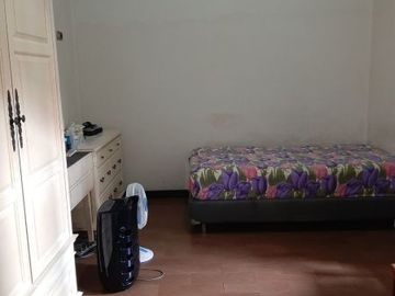 RUMAH PURI SURYA JAYA CLUSTER TAMAN PARIS BLOK B STRATEGIS