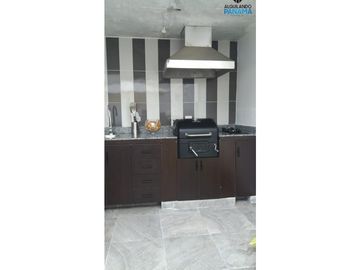 SE VENDE CASA EN COSTA VERDE $265,000 AM