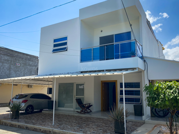 Casa de ensueño en esquina: 180m² con 4 Habitaciones en conjunto cerrado Cundama