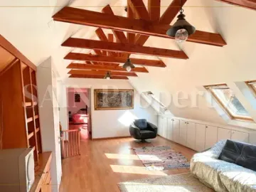 Casa De Alto Nivel En Valle Mitrinhue 6d + Piscina + Quincho