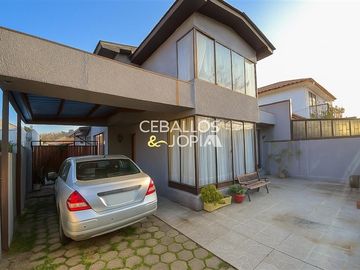 Casa en arriendo de 4 dorm. en Quilpué