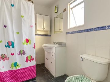 Casa en arriendo de 4 dorm. en Quilpué