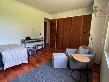 Casa en venta de 5D/4B + quincho + piscina - Calera de Tango