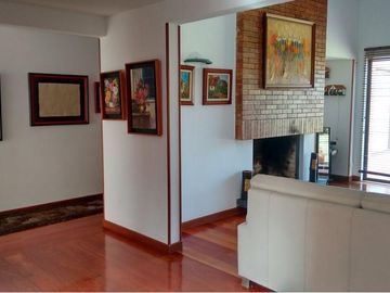 Arriendo Casa Vía Guaymaral Chía De 278 M2 conjunto San Sebastián