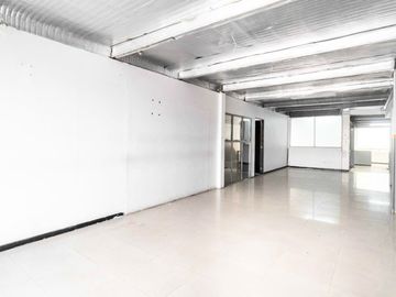 local en venta en granada. Cod V15760