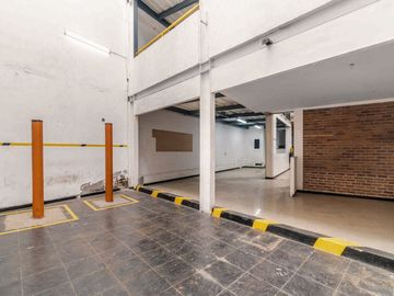 local en venta en granada. Cod V15760
