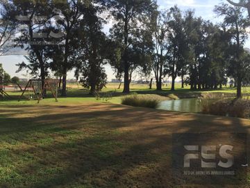 Venta Lote a la Laguna - Club de Campo San Lucas Canning