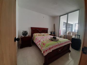 casa en venta en av. libertadores la esperanza. Cod V5040