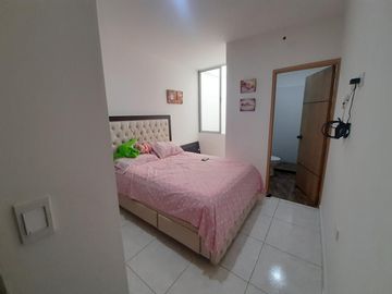 casa en venta en av. libertadores la esperanza. Cod V5040