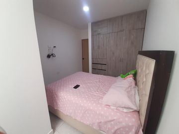 casa en venta en av. libertadores la esperanza. Cod V5040