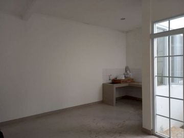 Rumah Baru nyaman dan asri Ready Stock di Cluster GBK Soetta Cipamokolan dkt Metro Mall