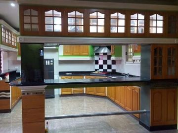 For Sale: 340sqm House and Lot with 4BR and 3B