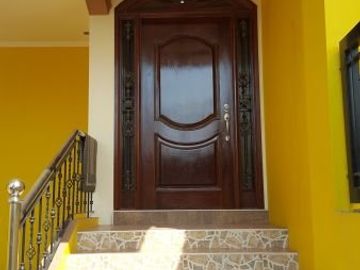 For Sale: 340sqm House and Lot with 4BR and 3B