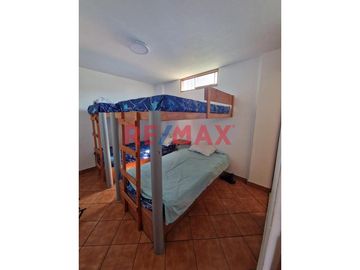 ¡No te pierdas la oportunidad de adquirir esta maravillosa casa de playa en Los Lobos, km 126 de la Panamericana Sur! Ideal para vacaciones en familia