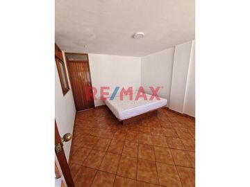 ¡No te pierdas la oportunidad de adquirir esta maravillosa casa de playa en Los Lobos, km 126 de la Panamericana Sur! Ideal para vacaciones en familia