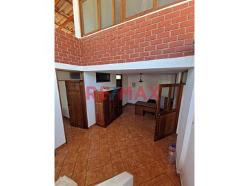 ¡No te pierdas la oportunidad de adquirir esta maravillosa casa de playa en Los Lobos, km 126 de la Panamericana Sur! Ideal para vacaciones en familia