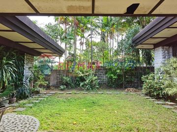 4 bedroom house and lot for sale in Valle Verde 4