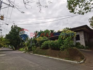 4 bedroom house and lot for sale in Valle Verde 4