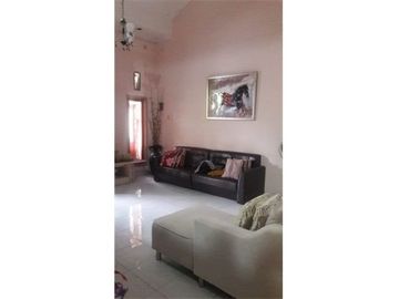 Di jual rumah murah dan dekat mall di area Galaxy Pekayon