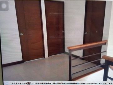 4 Bedrooms Apartment in Guadalupe Cebu City