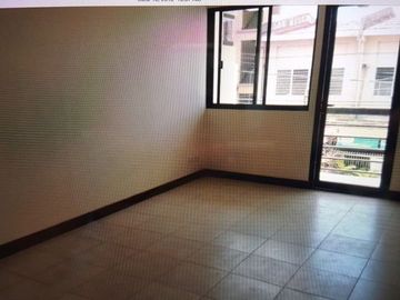 4 Bedrooms Apartment in Guadalupe Cebu City