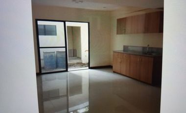 4 Bedrooms Apartment in Guadalupe Cebu City