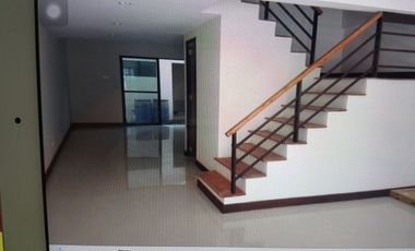 4 Bedrooms Apartment in Guadalupe Cebu City