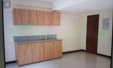4 Bedrooms Apartment in Guadalupe Cebu City