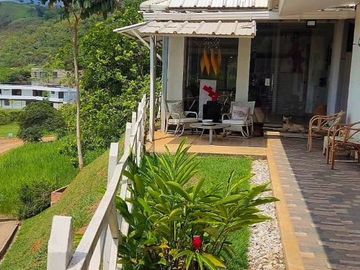 CASA CAMPESTRE ALFAGUARA. Cod V6198