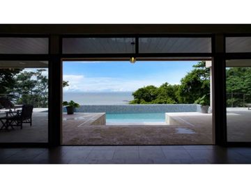 Vendo Casa de Lujo con vista al Mar - 5Hectareas de Terreno