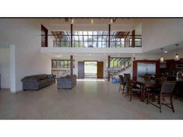 Vendo Casa de Lujo con vista al Mar - 5Hectareas de Terreno