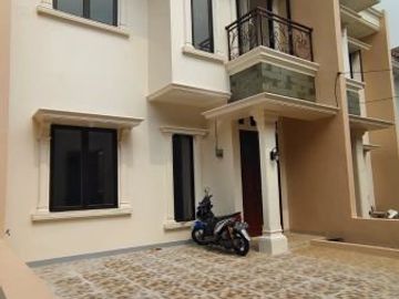 Rumah Baru Kokoh MEGAH MEWAH Dlm Cluster Di Kodau Dkt Tol Jati Warna Bekasi Kota