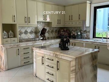 Rumah Mewah Classic Super Luas Siap Huni Dijual Cepat Di Sentul