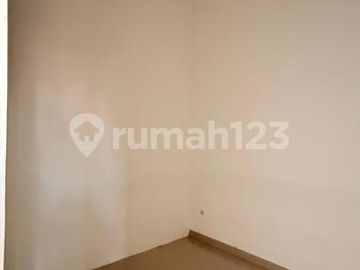 Disewakan Ruko Gandeng Osaka Pik2 Hadap Jalan Utama Uk 4,5X15 Ready