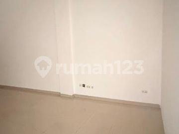 Disewakan Ruko Gandeng Osaka Pik2 Hadap Jalan Utama Uk 4,5X15 Ready
