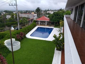 Casa Sola en Burgos, Temixco, Morelos CAEN-Ve-803-Cs