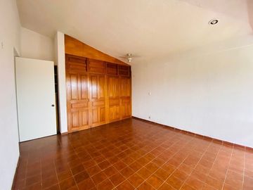 Casa Sola en Burgos, Temixco, Morelos CAEN-Ve-803-Cs