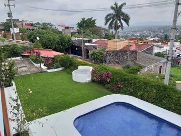 Casa Sola en Burgos, Temixco, Morelos CAEN-Ve-803-Cs