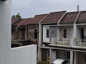 townhouse 2 lantai terlaris di depok pancoran mas