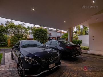 Casa deLujo En  venta en Puerta de Hierro Zona andares