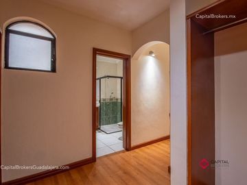 Casa deLujo En  venta en Puerta de Hierro Zona andares