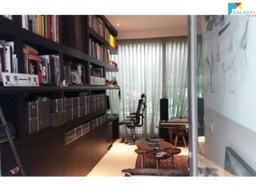 Rumah Artistik Swimming Pool asri Pejaten Jakarta Selatan