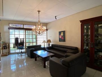 Rumah mewah terawat di kawasan Lebak Bulus Tanah 350 m2 hanya 5,2 M (Nego)